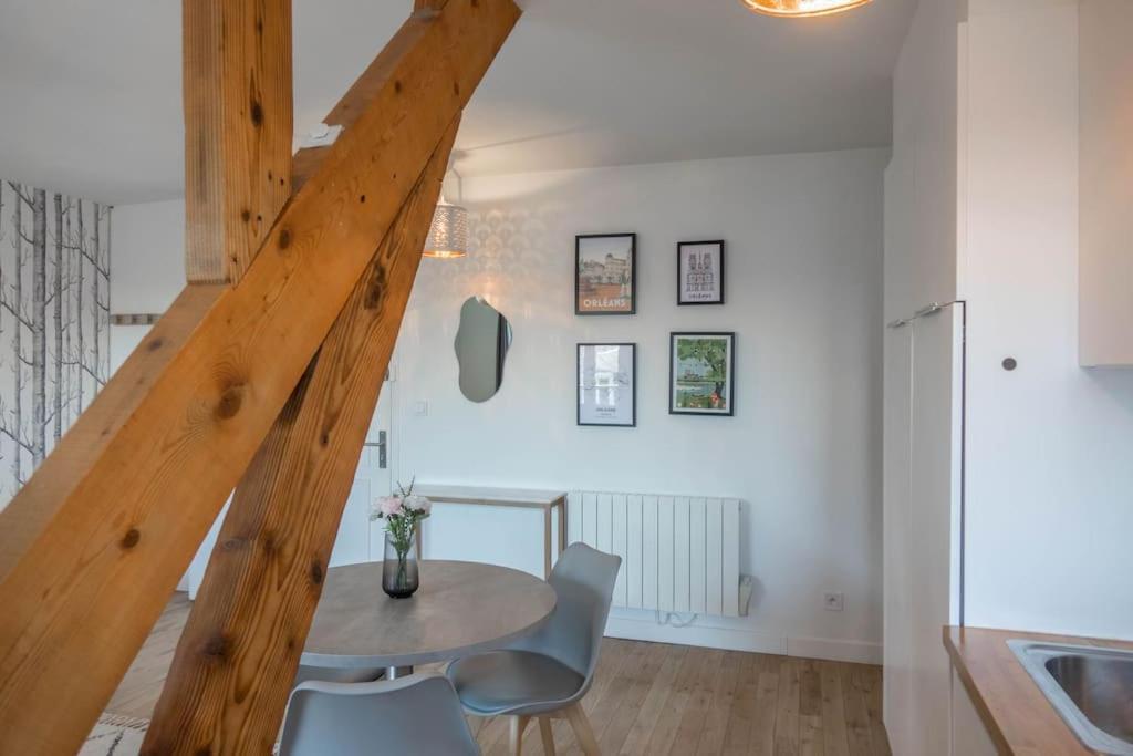 Le Vieux Marche *T2* Apartment Орлеан Екстериор снимка